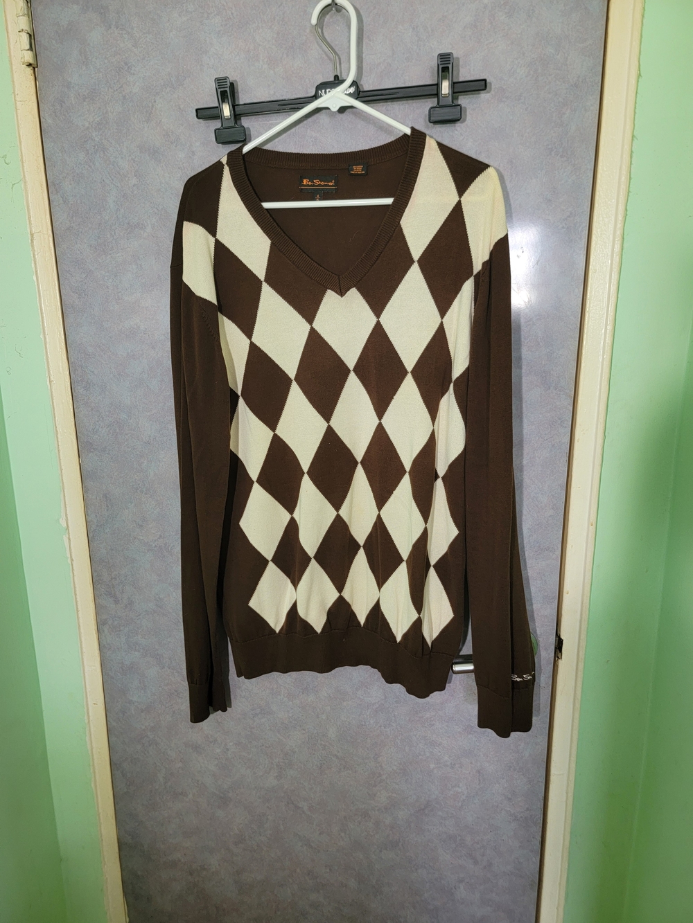 Ben Sherman Brown Sweater with Cream Logo